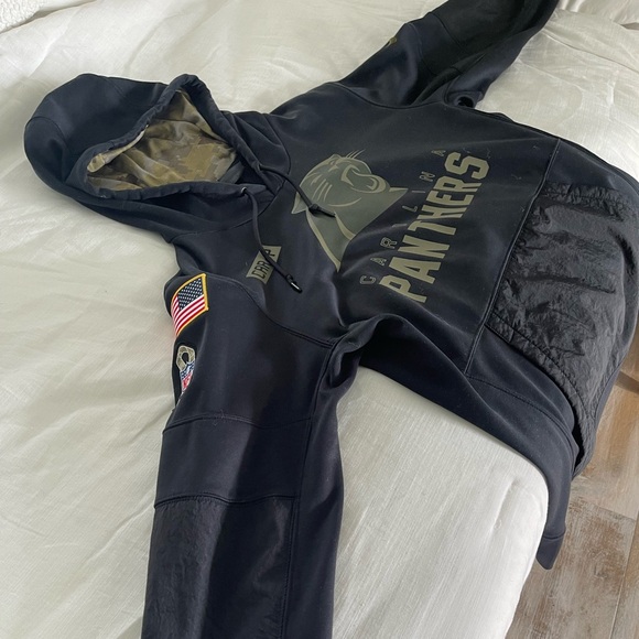 Carolina Panthers Nike Dri-Fit Salute to Service hoodie (large) - Picture 1 of 5